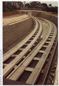 View O-Bahn track in 1986.